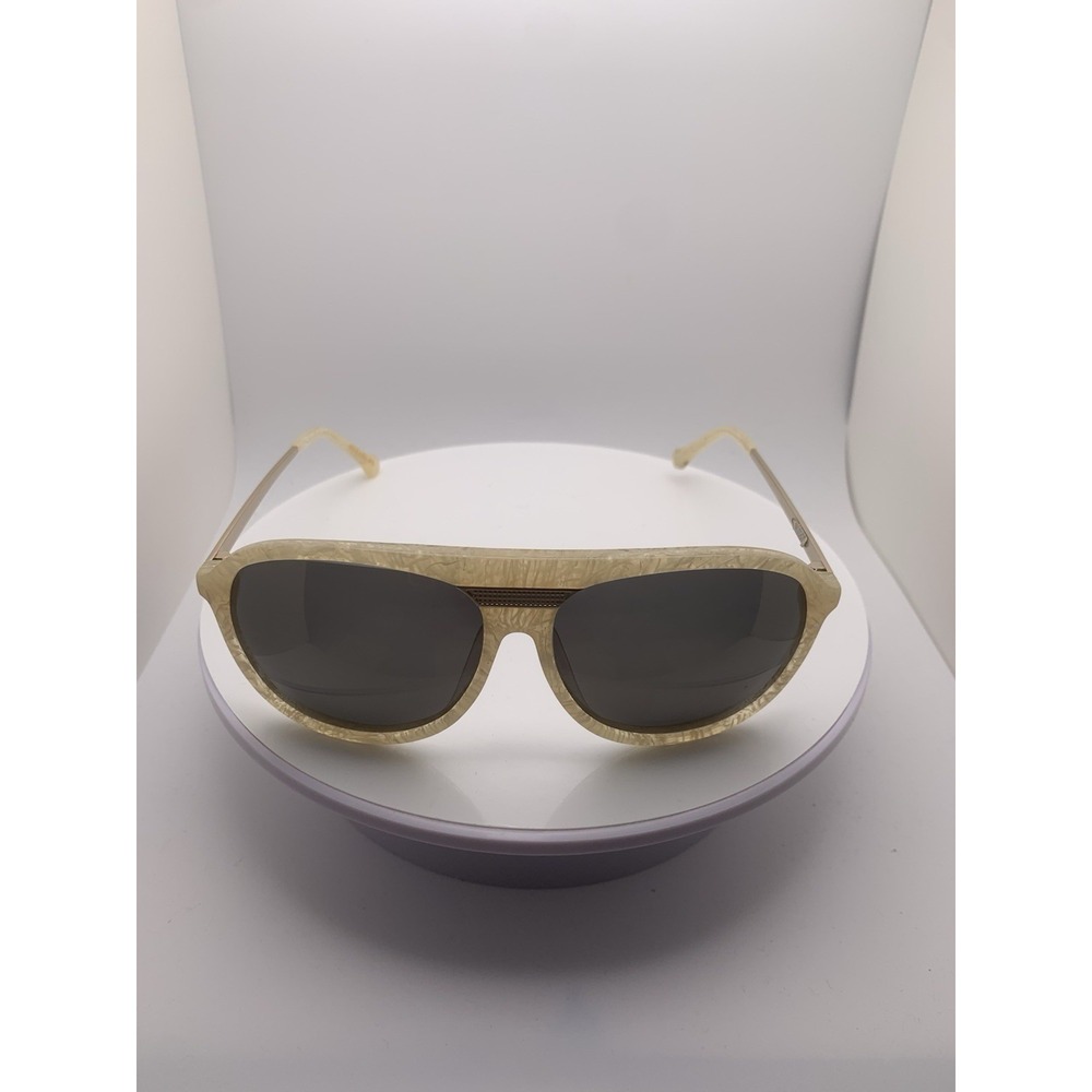 NEW INVU Clear Metal Unisex Sunglasses - Sample Piece (29)